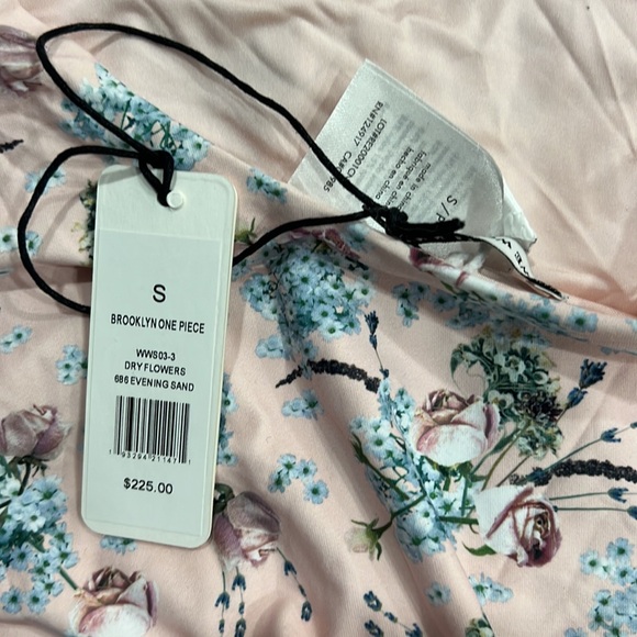 WEWOREWHAT Brooklyn Floral Halter One-Piece Swimsuit - Picture 6 of 8